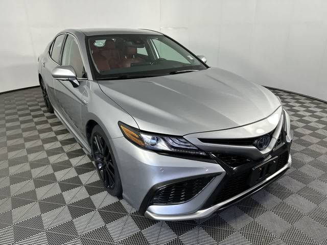 2021 Toyota Camry Hybrid XSE FWD photo