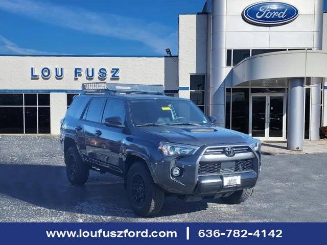 2021 Toyota 4Runner Venture 4WD photo