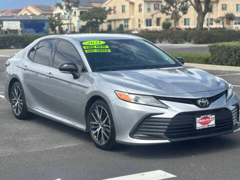 2021 Toyota Camry XLE FWD photo