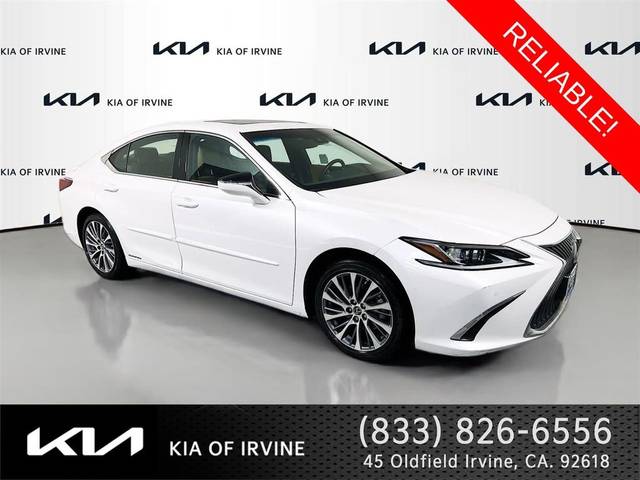 2021 Lexus ES ES 300h FWD photo