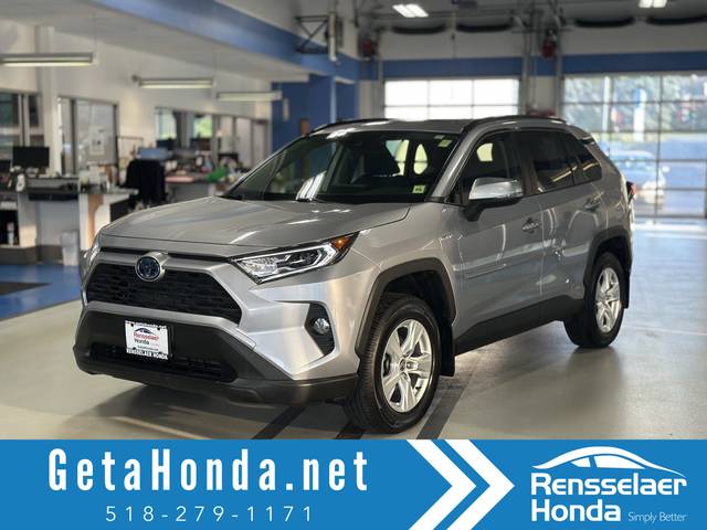 2021 Toyota RAV4 Hybrid XLE AWD photo