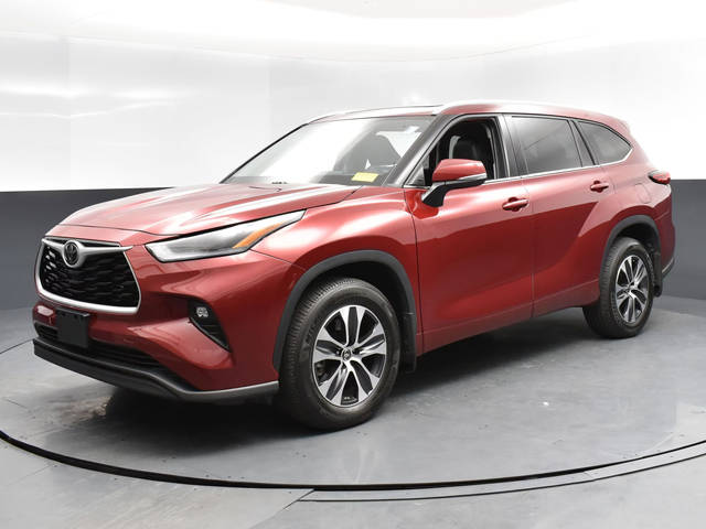 2021 Toyota Highlander XLE AWD photo