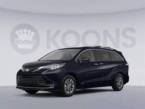 2021 Toyota Sienna XLE FWD photo