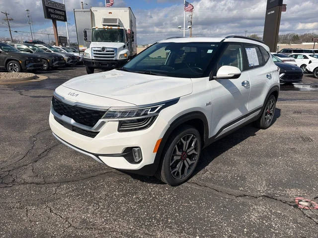 2022 Kia Seltos SX AWD photo