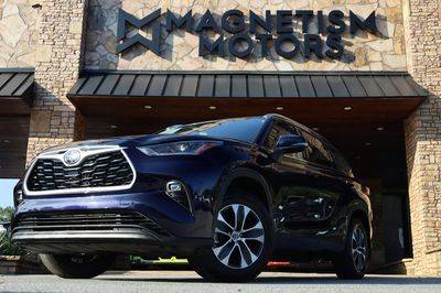 2021 Toyota Highlander XLE AWD photo