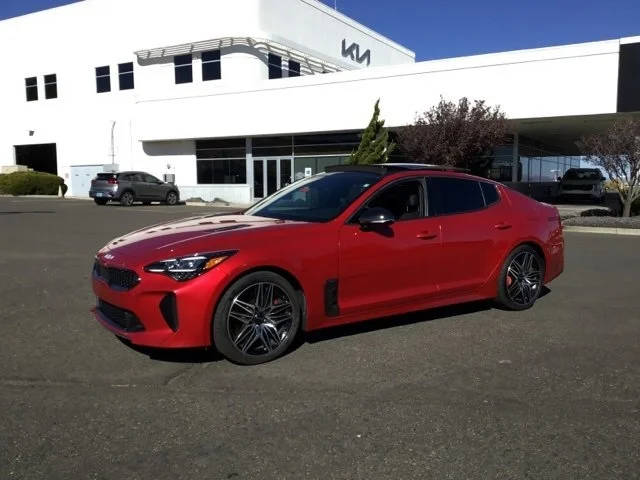 2022 Kia Stinger GT1 RWD photo