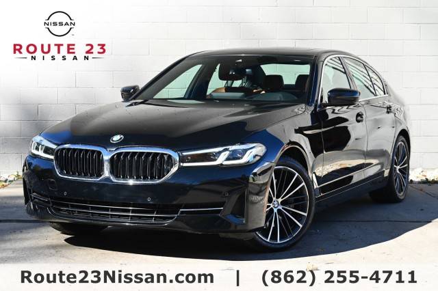 2022 BMW 5 Series 530i xDrive AWD photo