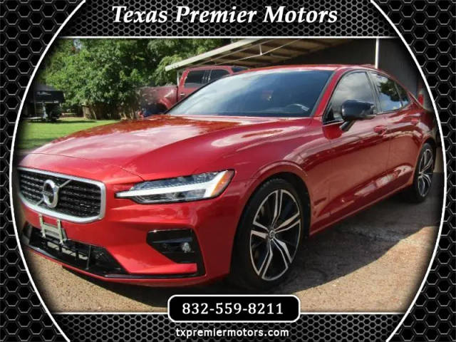 2020 Volvo S60 R-Design FWD photo