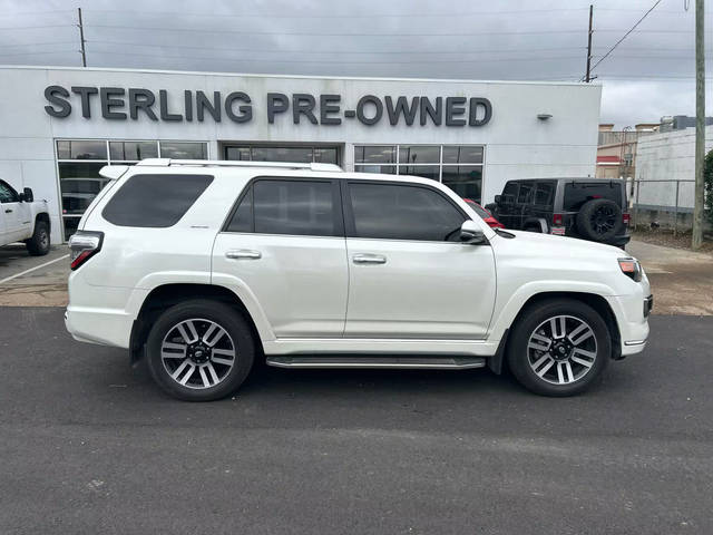 2021 Toyota 4Runner Limited RWD photo