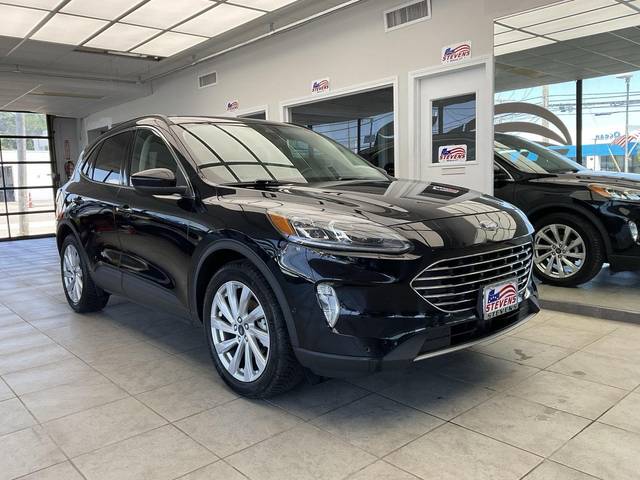 2021 Ford Escape Titanium Hybrid AWD photo