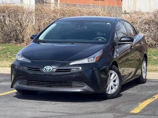 2022 Toyota Prius LE FWD photo