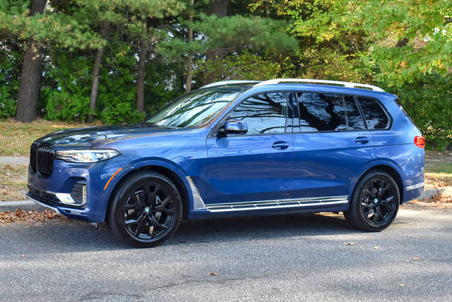 2021 BMW X7 xDrive40i AWD photo