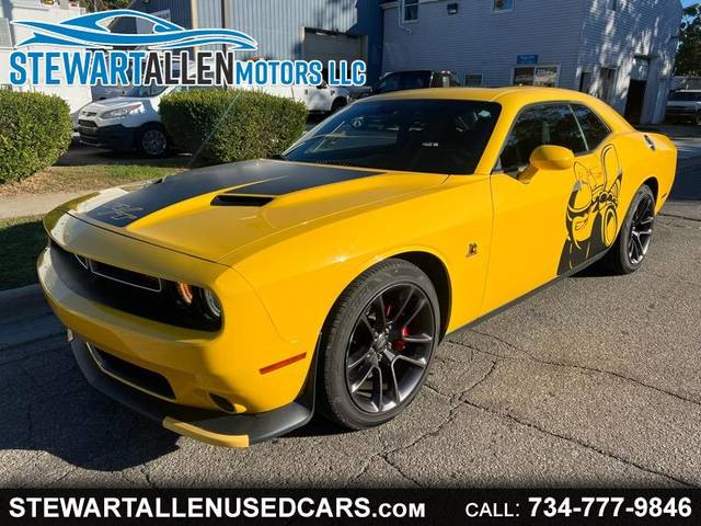 2018 Dodge Challenger R/T Scat Pack RWD photo