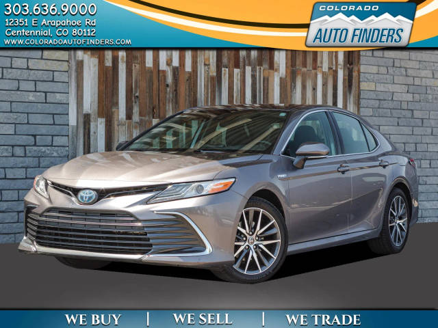 2021 Toyota Camry Hybrid XLE FWD photo