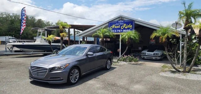 2015 Hyundai Genesis 3.8L RWD photo