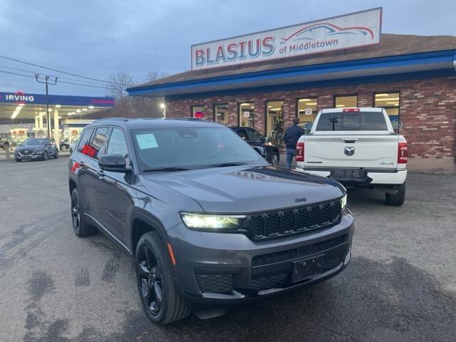 2021 Jeep Grand Cherokee L Altitude 4WD photo