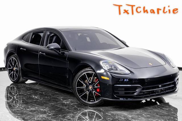 2021 Porsche Panamera  RWD photo