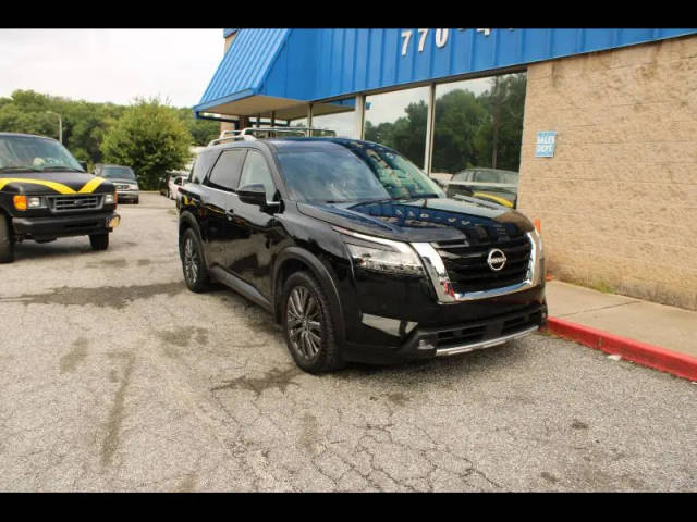 2022 Nissan Pathfinder SL 4WD photo