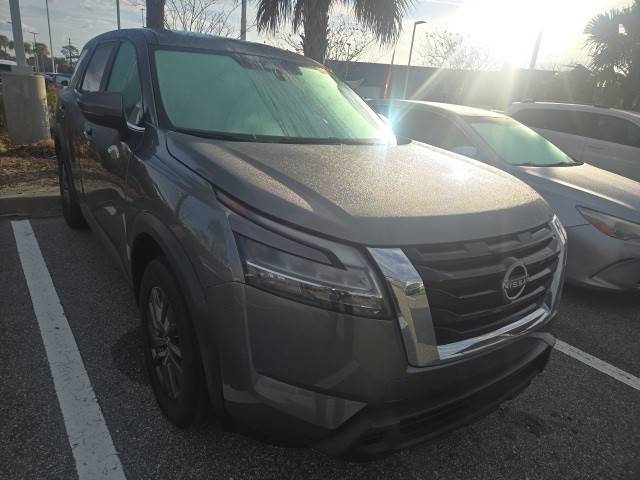 2022 Nissan Pathfinder S FWD photo