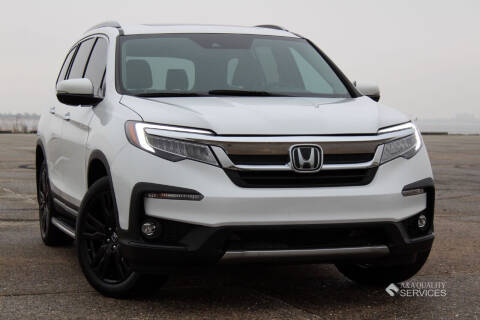 2022 Honda Pilot Touring 7-Passenger FWD photo