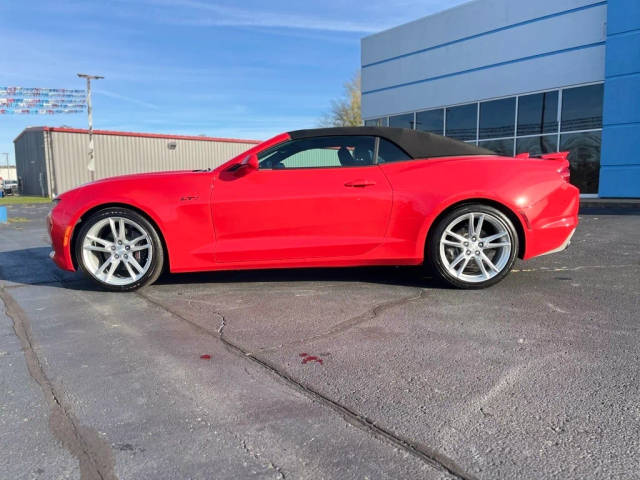 2021 Chevrolet Camaro LT1 RWD photo