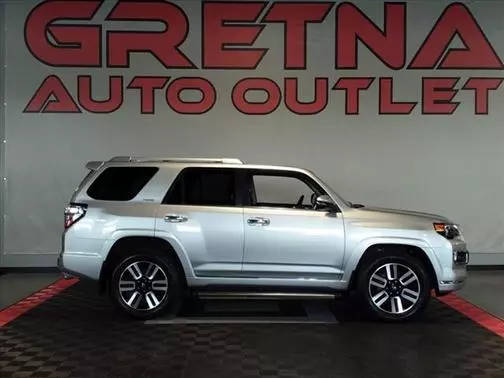 2015 Toyota 4Runner Limited 4WD photo