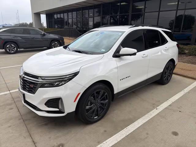 2022 Chevrolet Equinox RS FWD photo