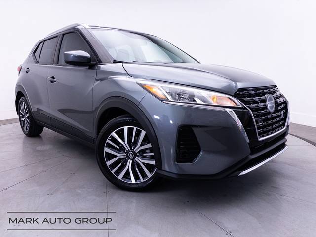 2021 Nissan Kicks SV FWD photo