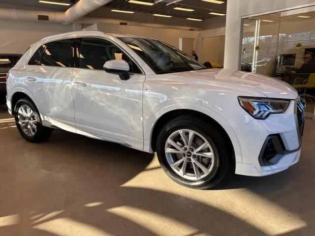 2021 Audi Q3 S line Premium Plus AWD photo