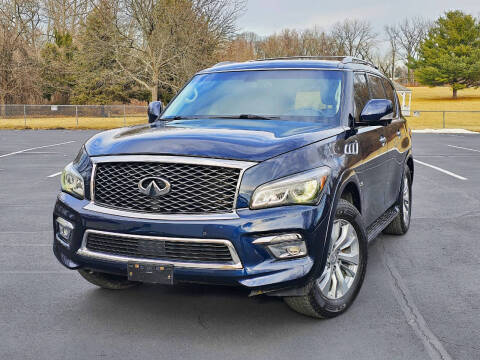 2017 Infiniti QX80  4WD photo
