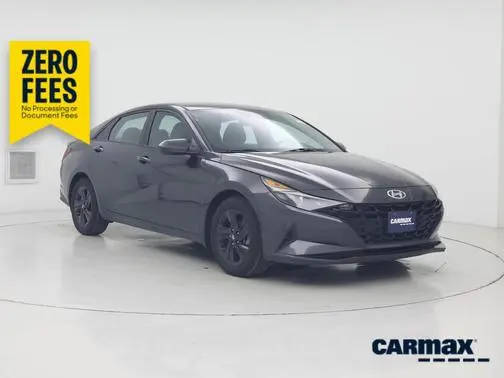 2022 Hyundai Elantra SEL FWD photo
