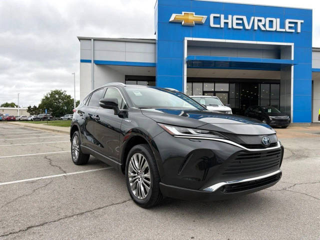 2021 Toyota Venza XLE AWD photo