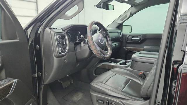 2021 GMC Sierra 1500 Denali 4WD photo