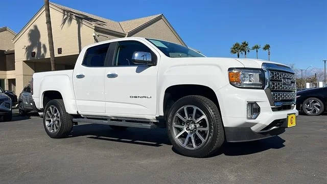 2021 GMC Canyon 4WD Denali 4WD photo