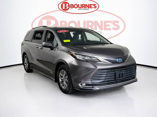 2021 Toyota Sienna XLE AWD photo