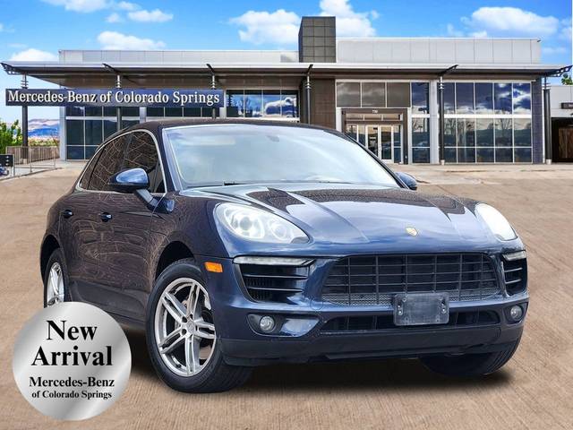 2015 Porsche Macan S AWD photo
