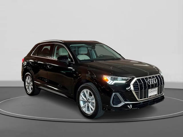 2022 Audi Q3 S line Premium Plus AWD photo