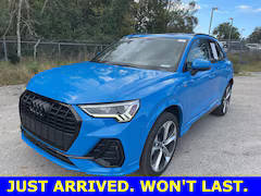 2022 Audi Q3 S line Premium Plus AWD photo