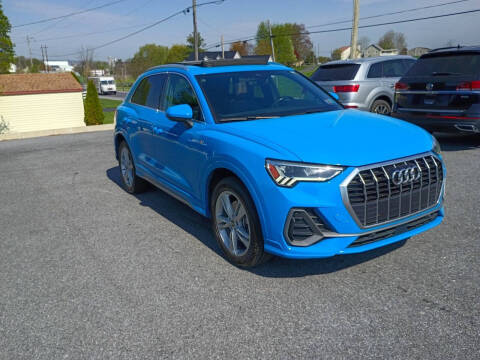 2022 Audi Q3 S line Premium Plus AWD photo