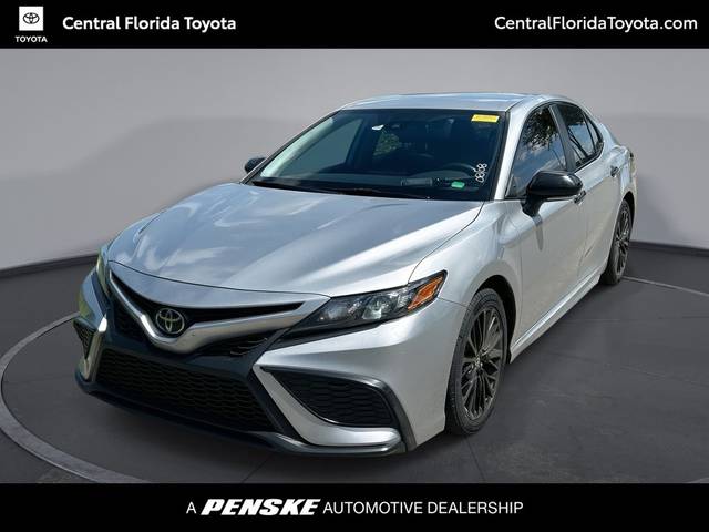 2021 Toyota Camry SE Nightshade FWD photo
