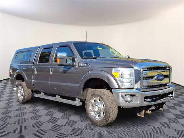 2015 Ford F-250 Super Duty XLT 4WD photo