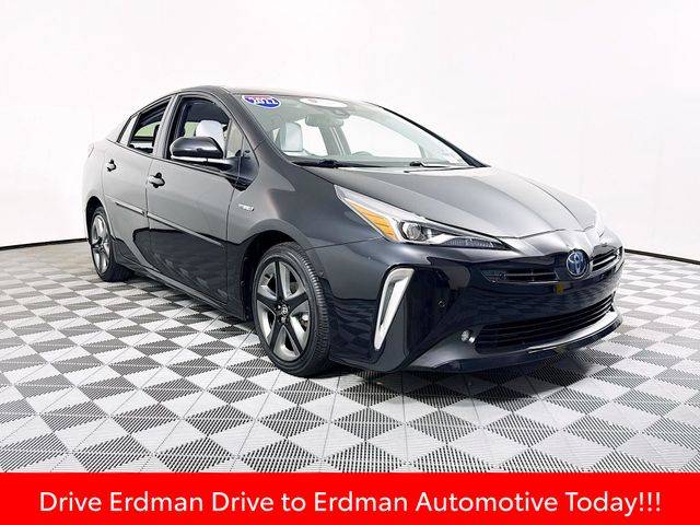 2022 Toyota Prius XLE FWD photo