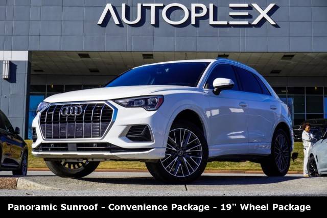 2022 Audi Q3 Premium AWD photo