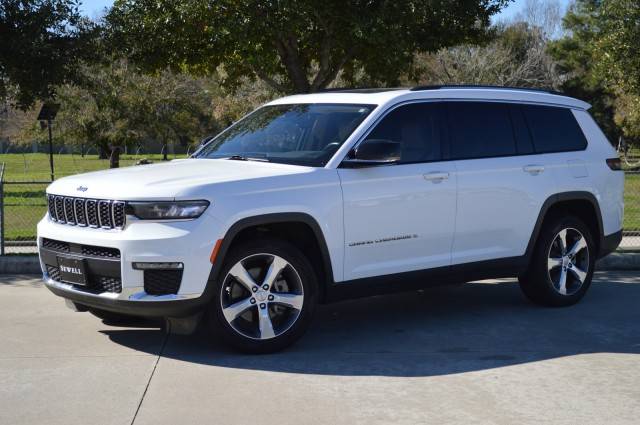 2021 Jeep Grand Cherokee L Limited RWD photo