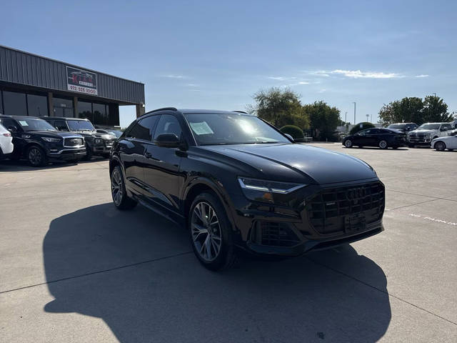 2021 Audi Q8 Premium AWD photo