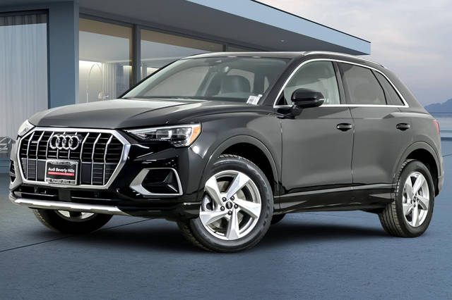 2022 Audi Q3 Premium AWD photo