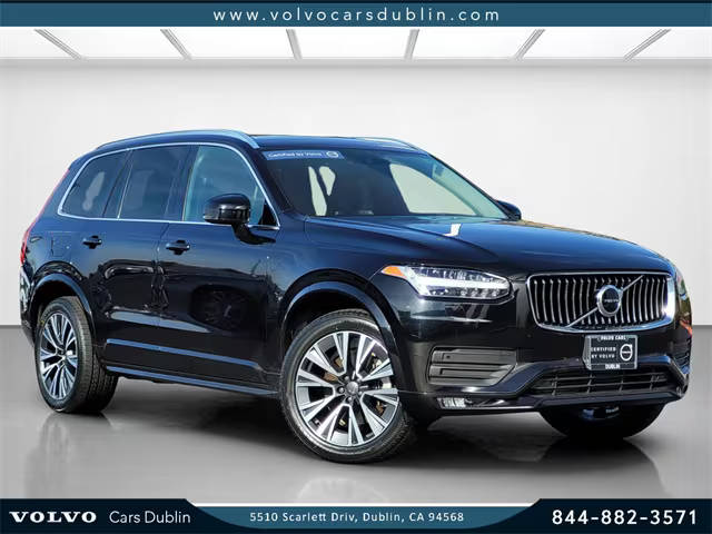 2021 Volvo XC90 Momentum AWD photo