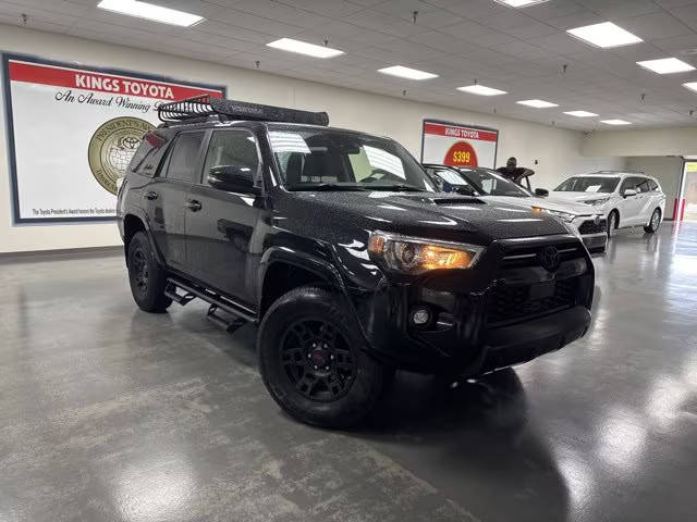 2021 Toyota 4Runner Venture 4WD photo