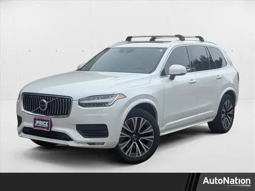 2021 Volvo XC90 Momentum AWD photo