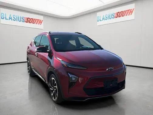 2022 Chevrolet Bolt EUV Premier FWD photo